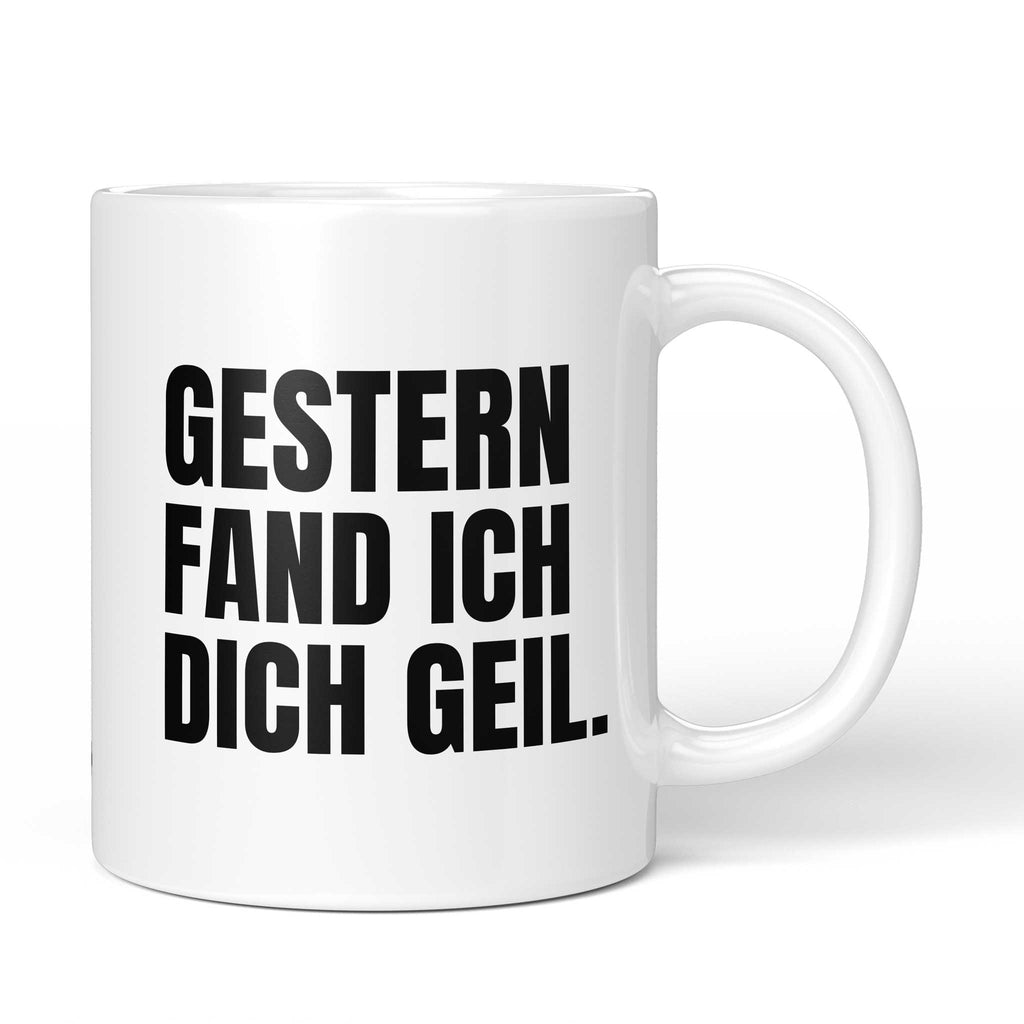 Brüllerware Tasse mit Spruch „Gestern fand ich dich geil.“ – weiße Keramiktasse mit schwarzem Statement-Druck und Brüllerware Icon